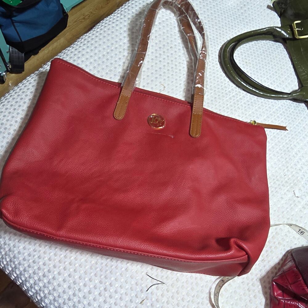 JOY MANGANO XL RED LEATHER ZIPPER TOP TOTE BAG